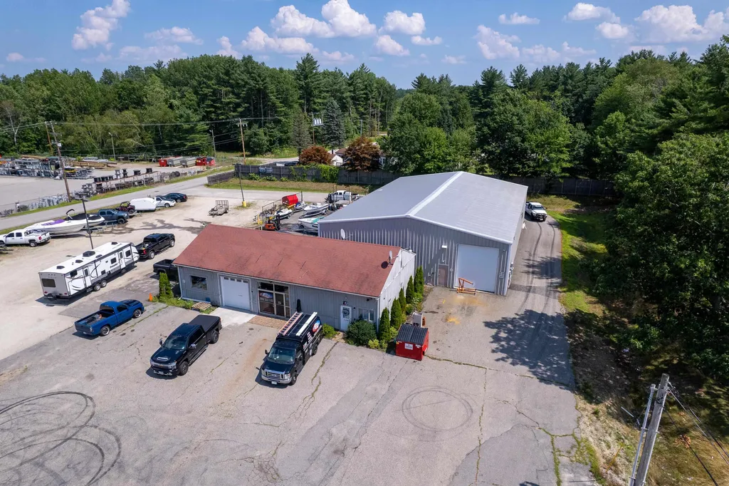 253 Calef Highway Epping NH 03042