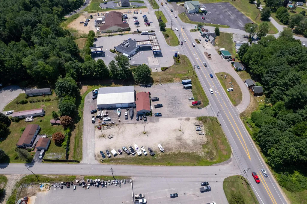253 Calef Highway Epping NH 03042