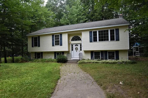 37 Dudley Drive Middleton NH 03887