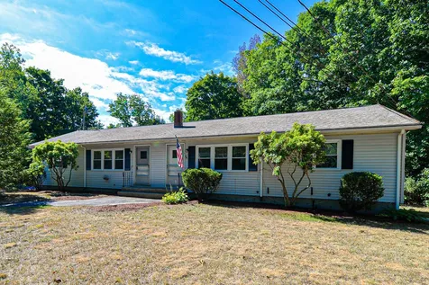 17 Old Derry Road Hudson NH 03051