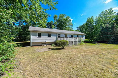 17 Old Derry Road Hudson NH 03051
