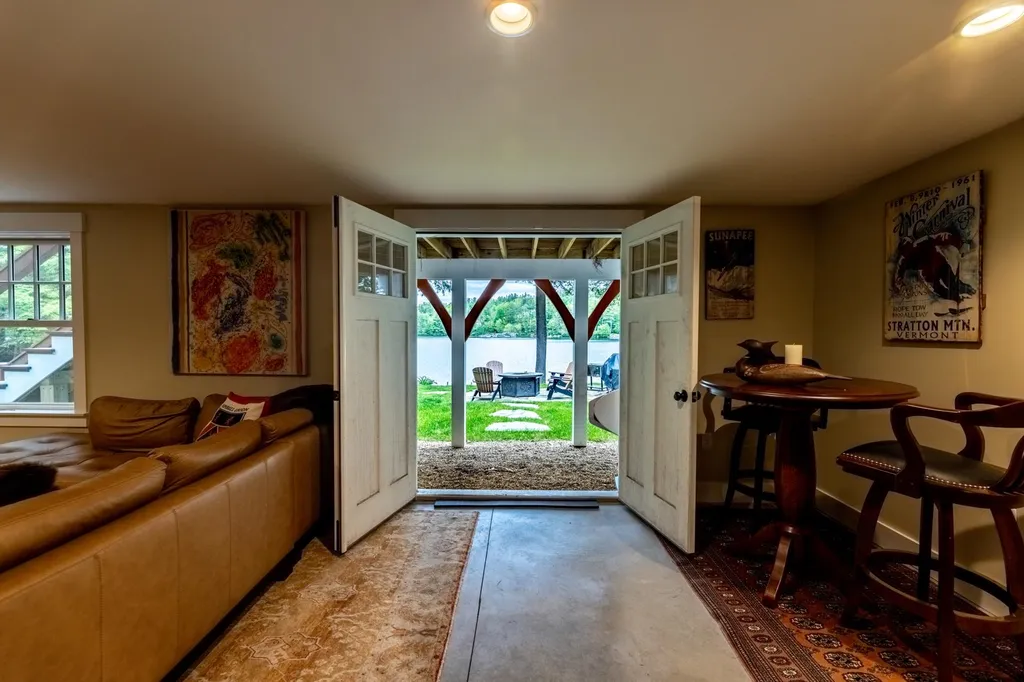 112 Herrick Cove Lane New London NH 03257