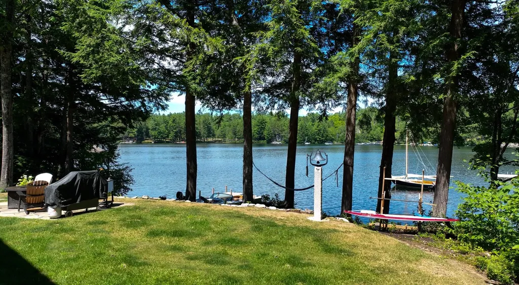 112 Herrick Cove Lane New London NH 03257