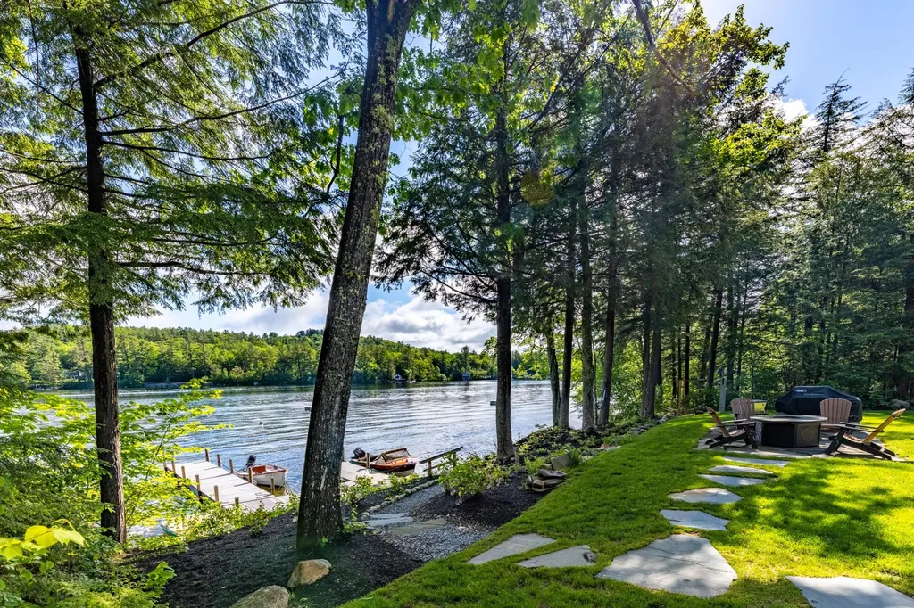 112 Herrick Cove Lane New London NH 03257