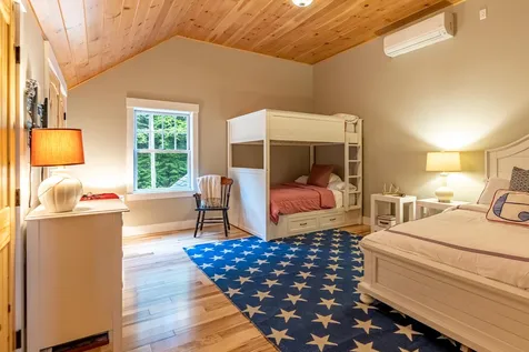 112 Herrick Cove Lane New London NH 03257