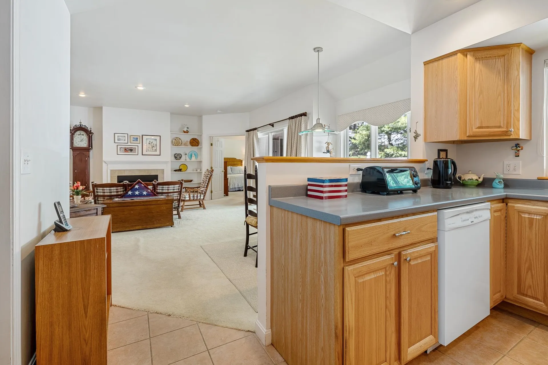 14 Skyline Way Hartford VT 05001