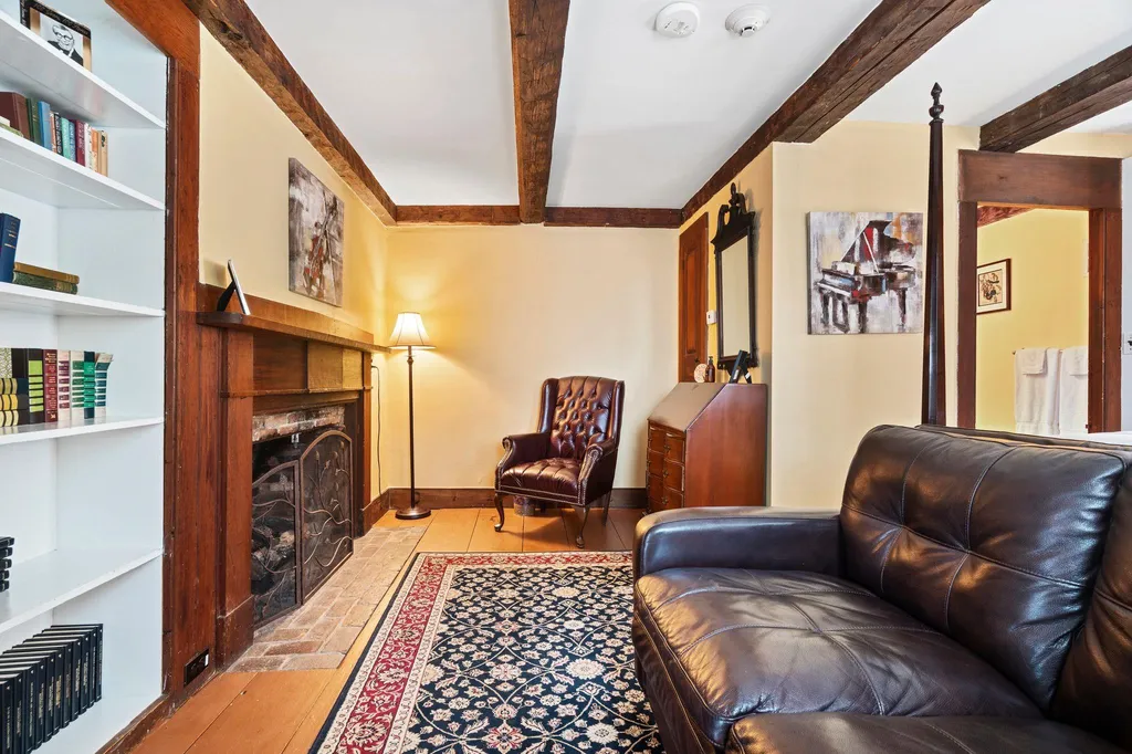 318 New Canada Road Wilmot NH 03287