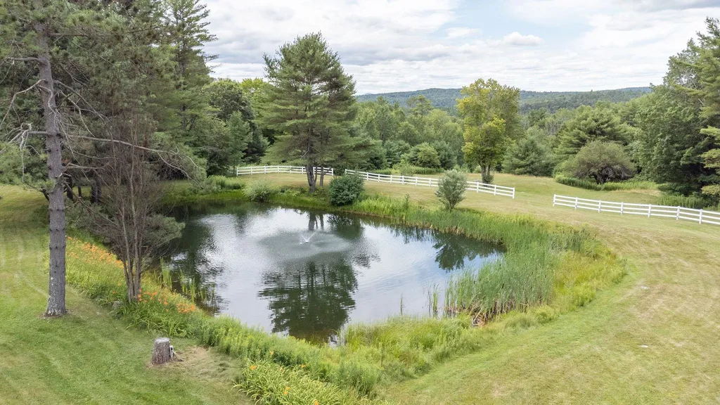 318 New Canada Road Wilmot NH 03287