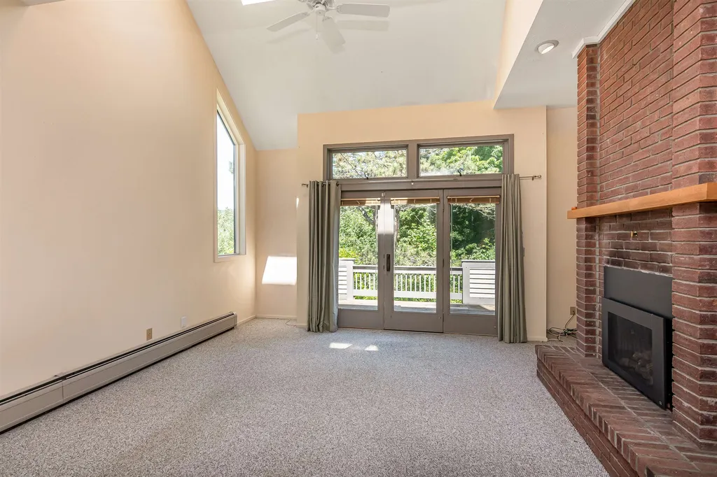 1022 Brook Road Stowe VT 05672