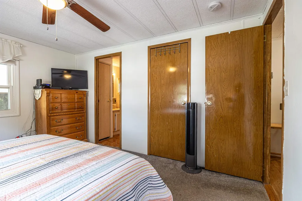 21 Country Way Goffstown NH 03045
