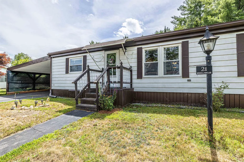 21 Country Way Goffstown NH 03045