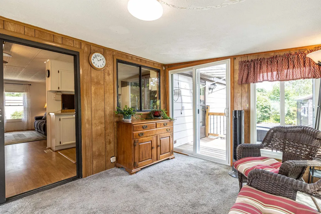 21 Country Way Goffstown NH 03045
