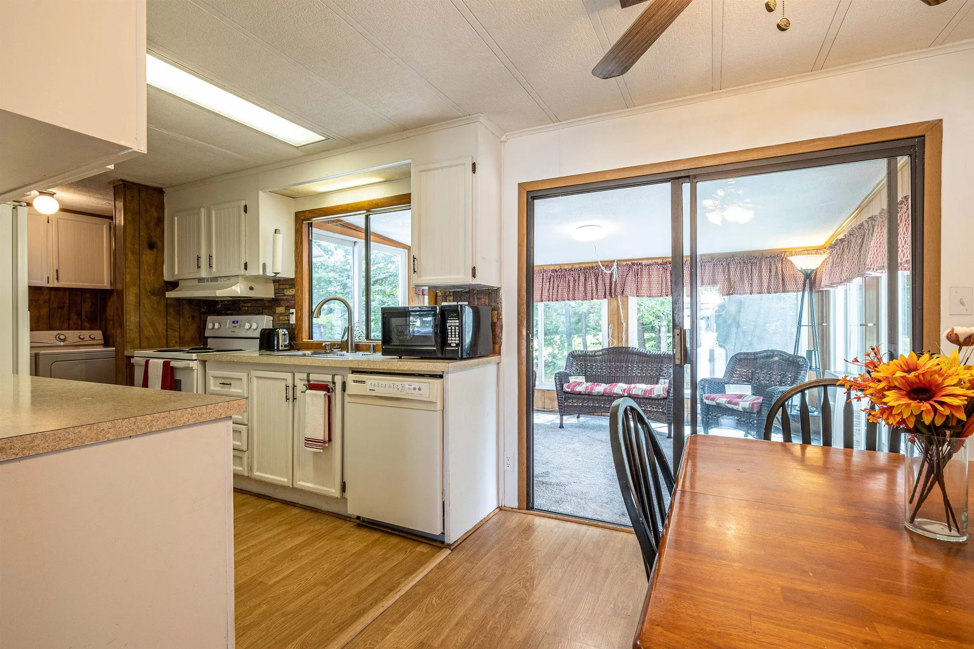 21 Country Way Goffstown NH 03045
