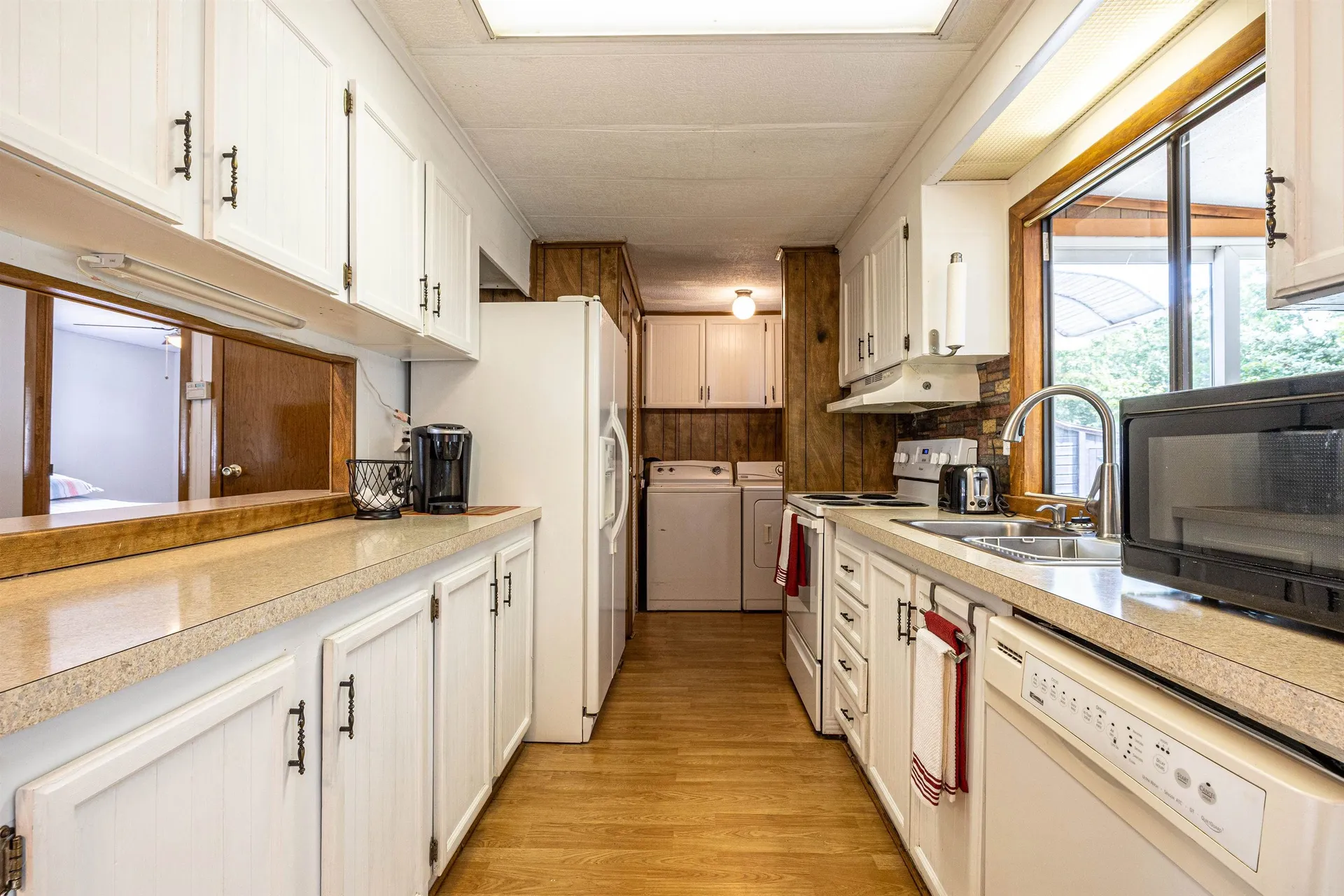 21 Country Way Goffstown NH 03045