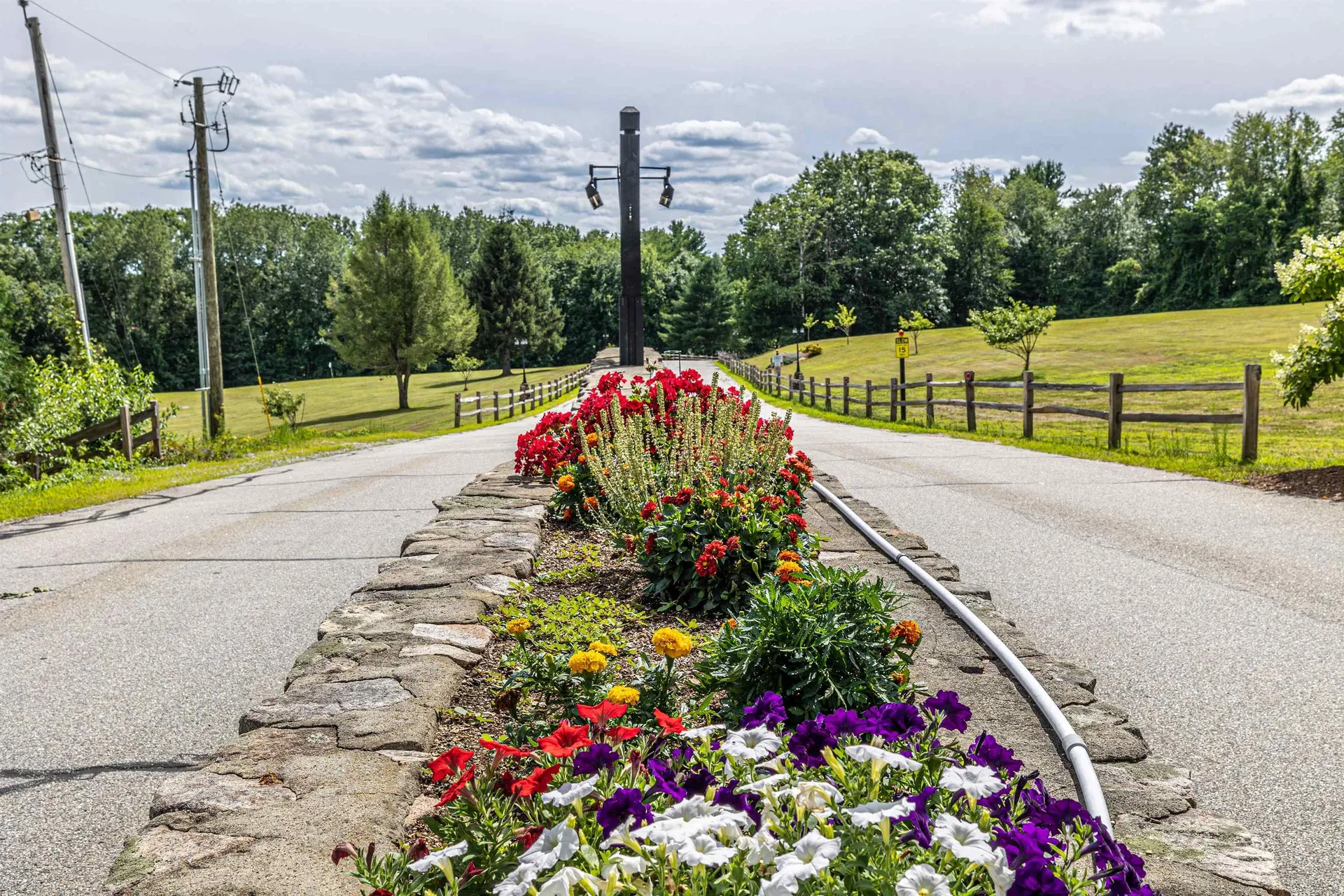 21 Country Way Goffstown NH 03045