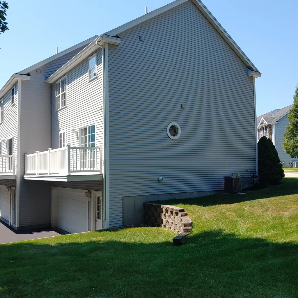 13a Albacore Way Portsmouth NH 03801