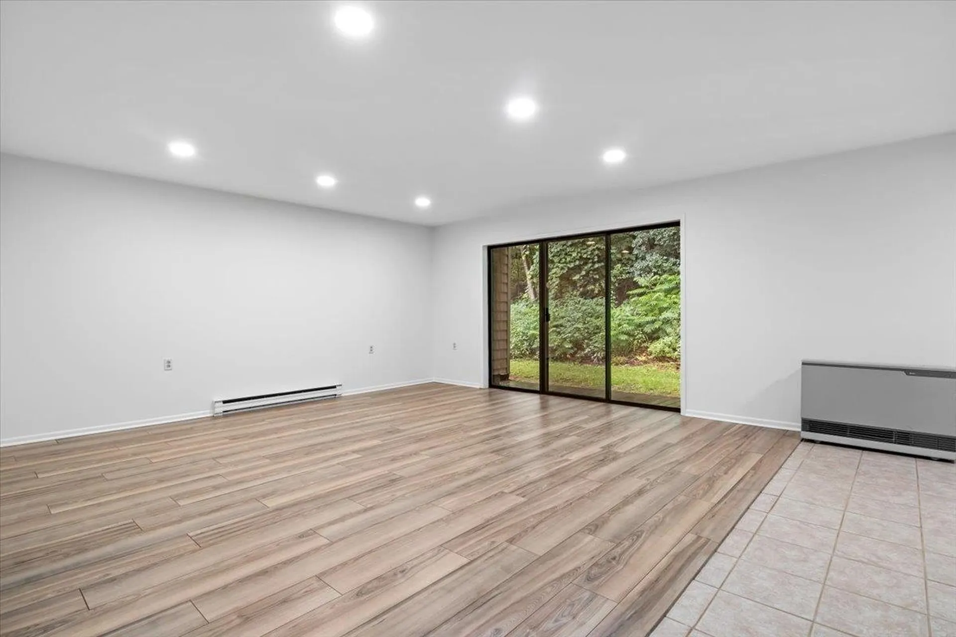 63 Hawthorne Circle South Burlington VT 05403