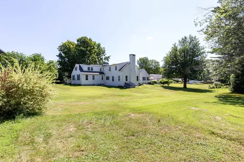 1382 Old North Main Street Laconia NH 03246