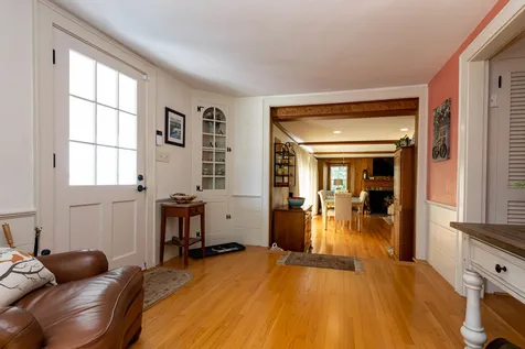 1382 Old North Main Street Laconia NH 03246