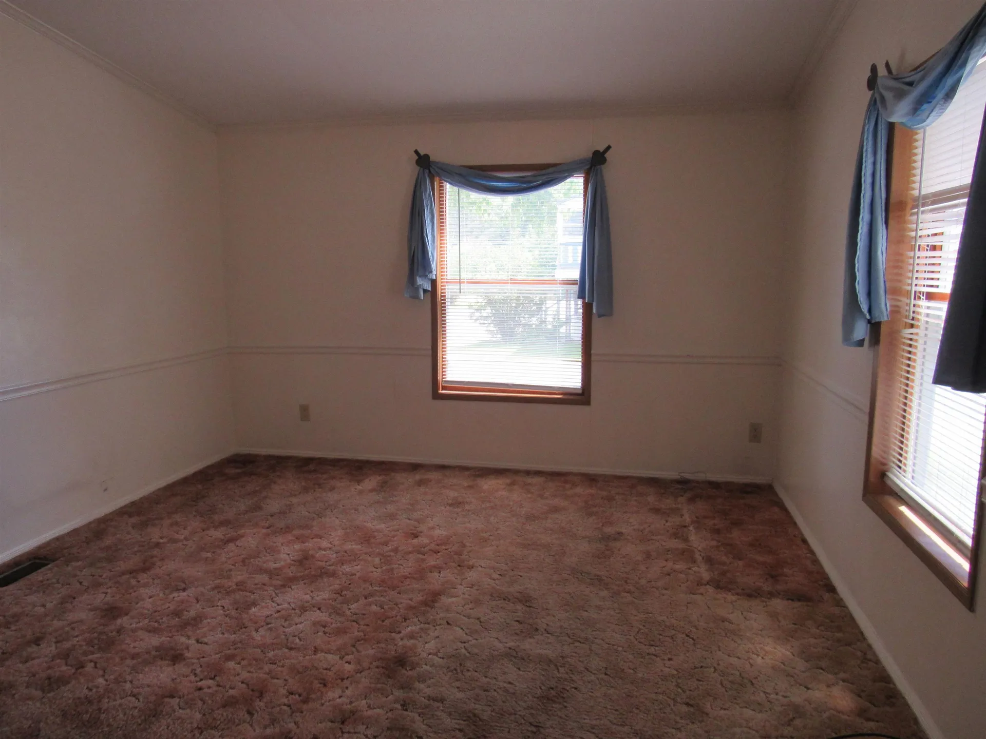 7 Lilac Lane Gorham NH 03581