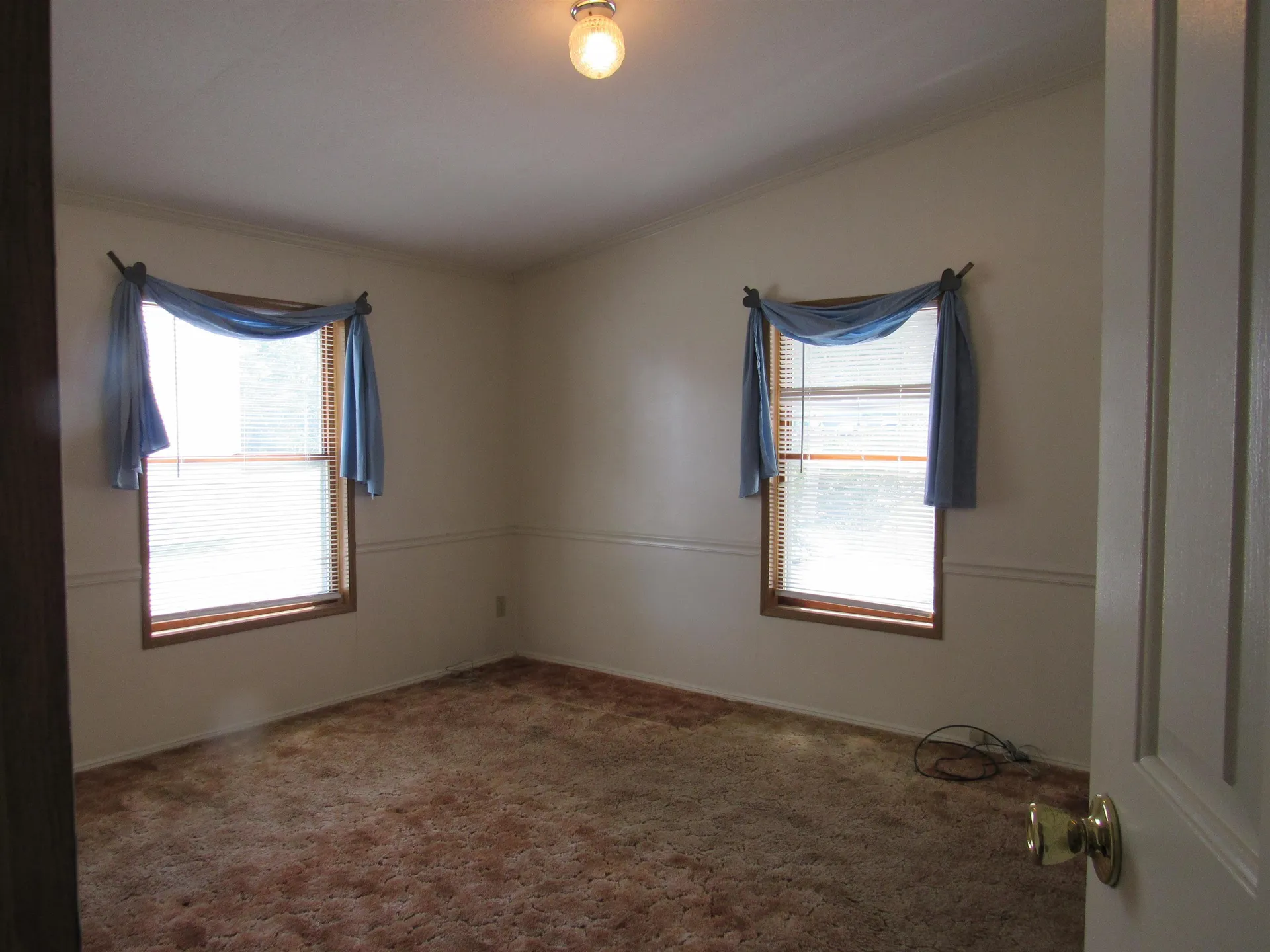 7 Lilac Lane Gorham NH 03581