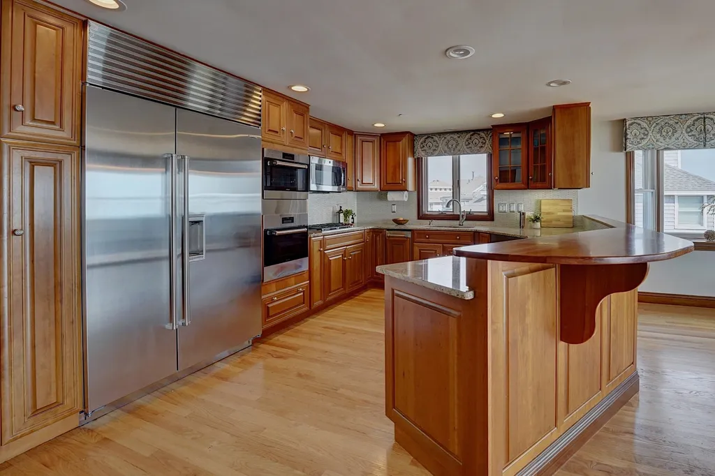 19 Dumas Avenue Hampton NH 03842