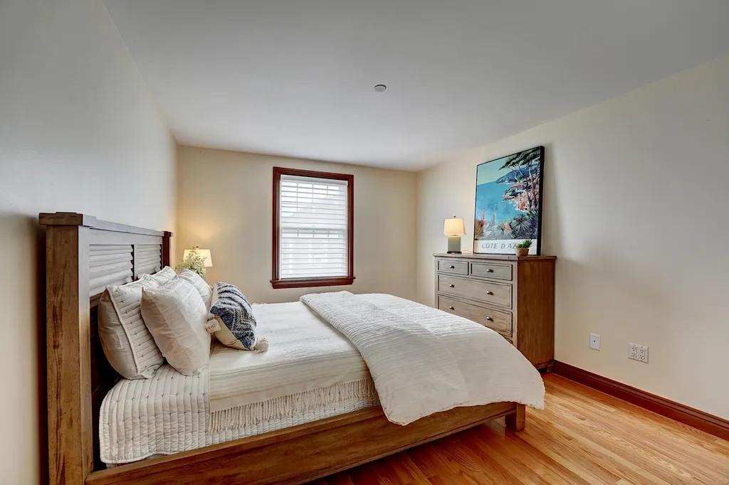 19 Dumas Avenue Hampton NH 03842