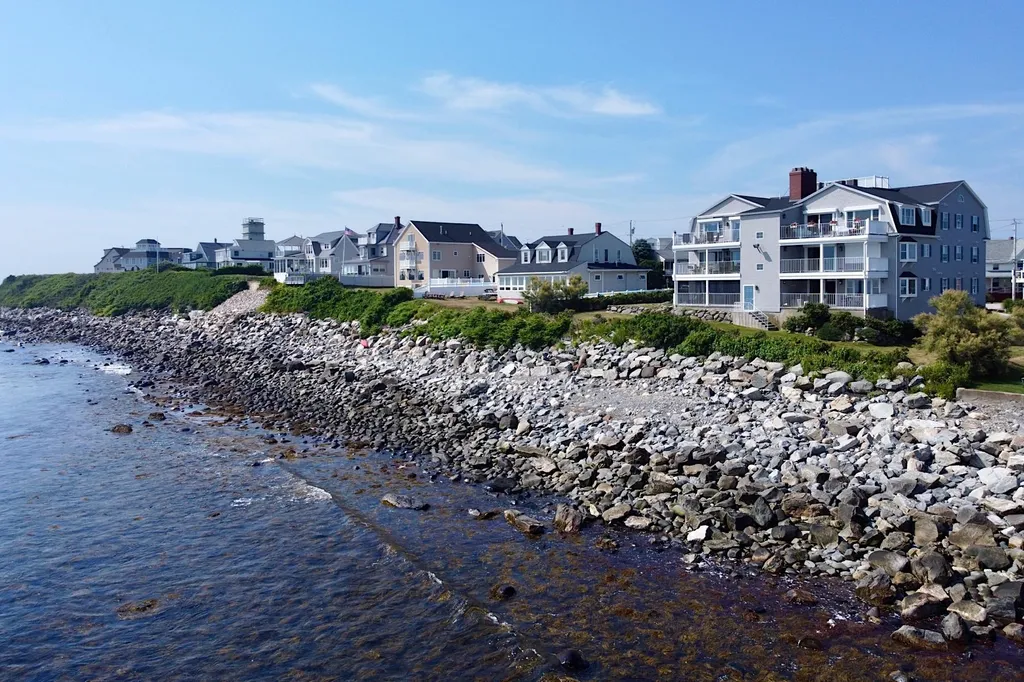 19 Dumas Avenue Hampton NH 03842