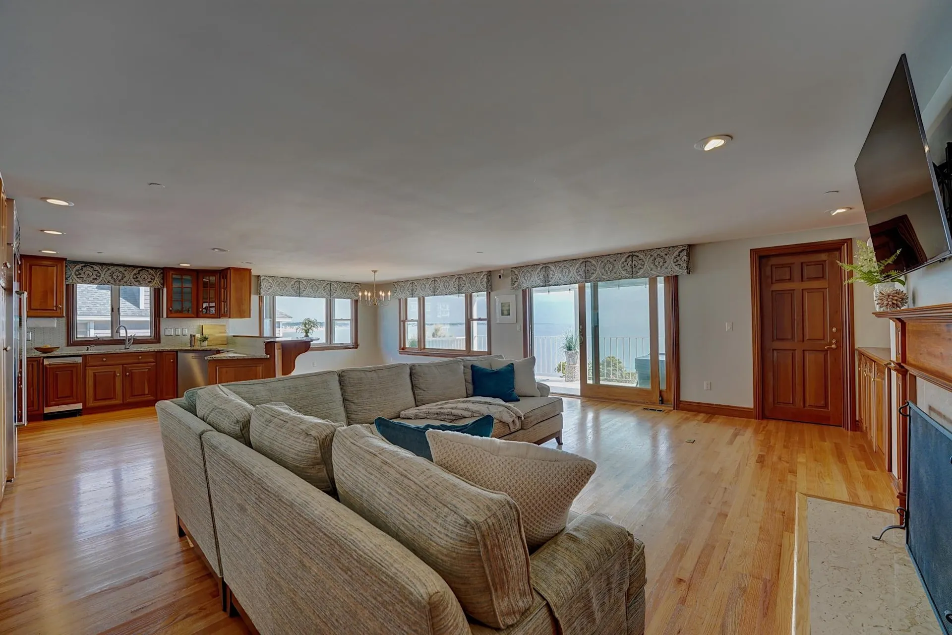 19 Dumas Avenue Hampton NH 03842