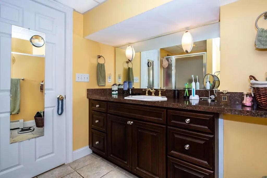 101 High Street Stratham NH 03885