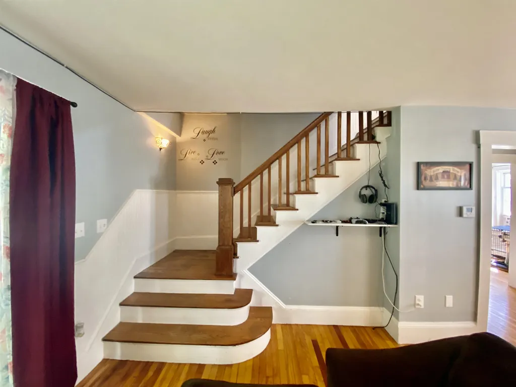 21 Columbus Circle Newport NH 30773