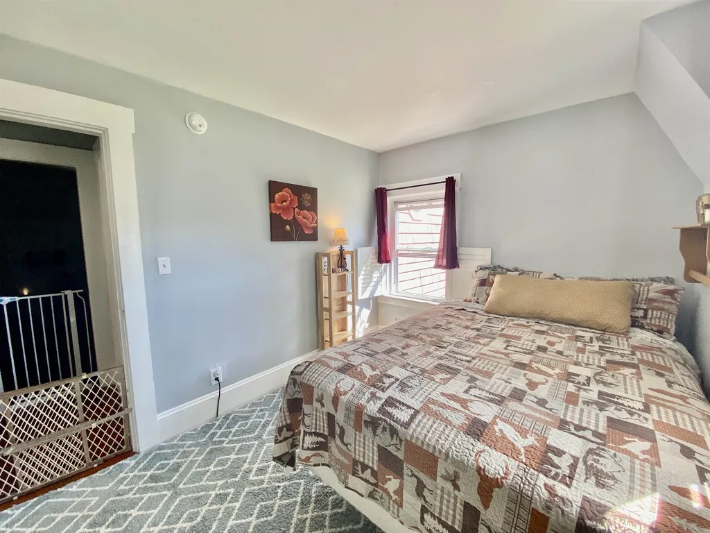 21 Columbus Circle Newport NH 30773