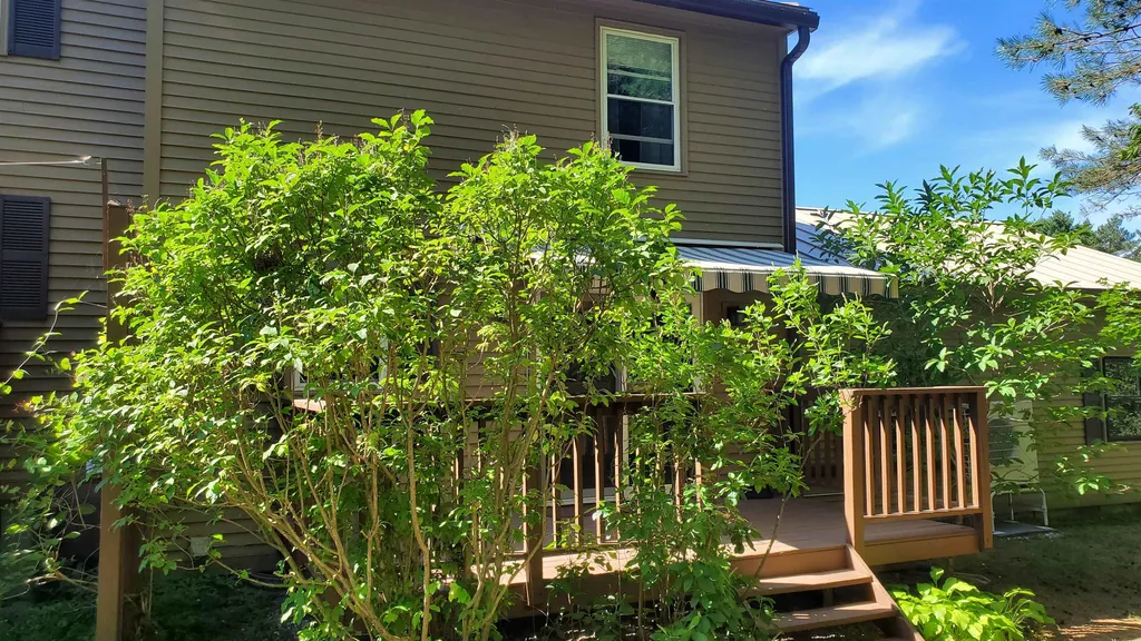 16 Fieldstone Way Hartford VT 05001