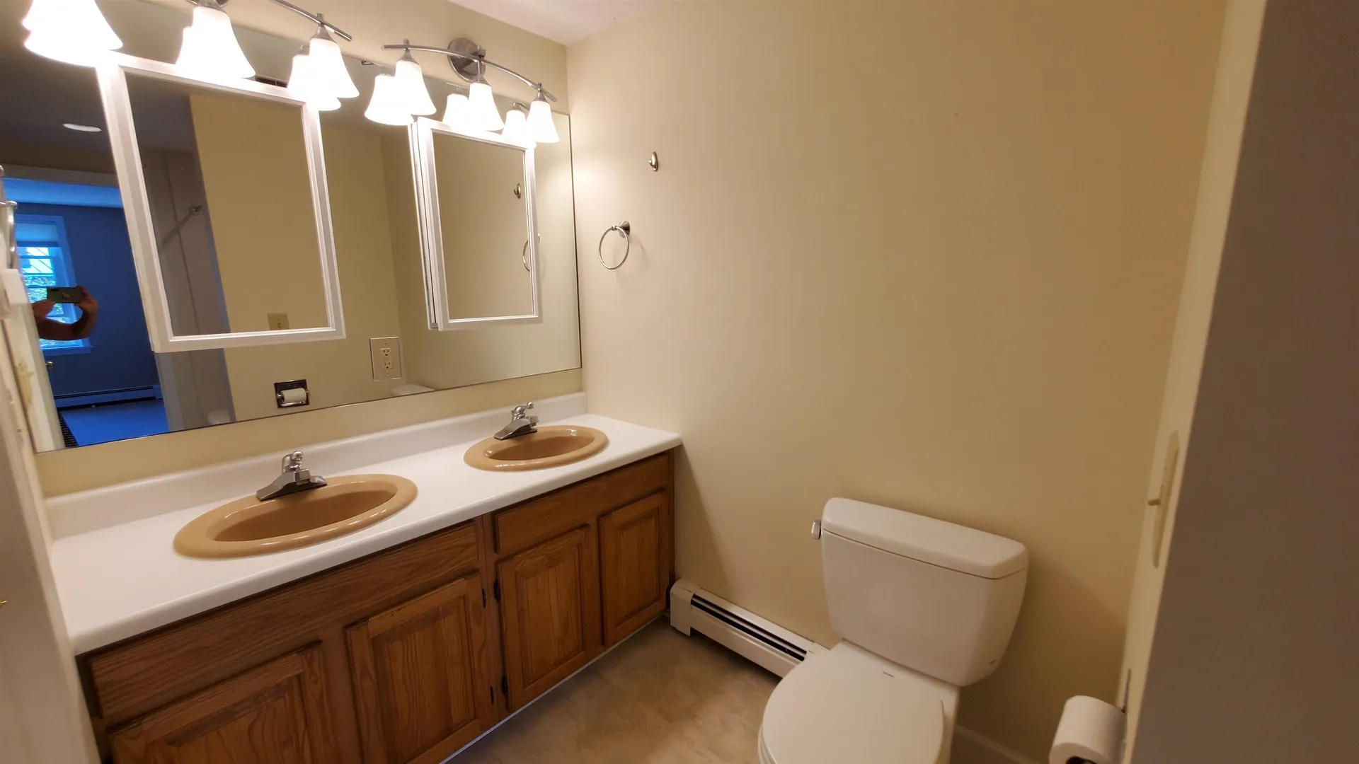 16 Fieldstone Way Hartford VT 05001