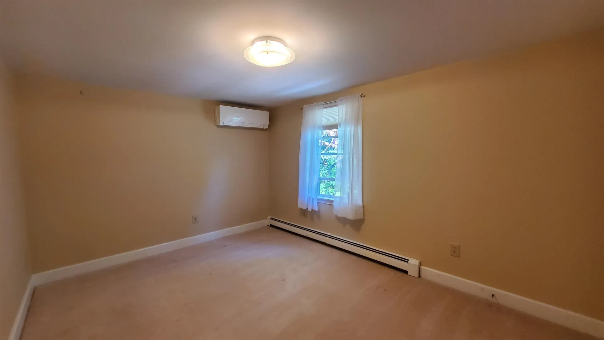 16 Fieldstone Way Hartford VT 05001