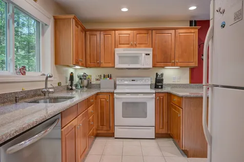 13 Walters Way Conway NH 03860