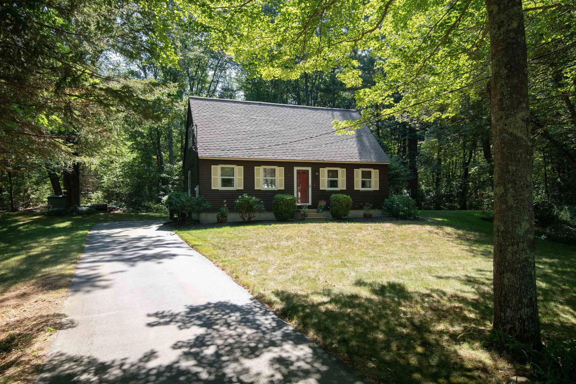 8 Flynn Street Somersworth NH 03878
