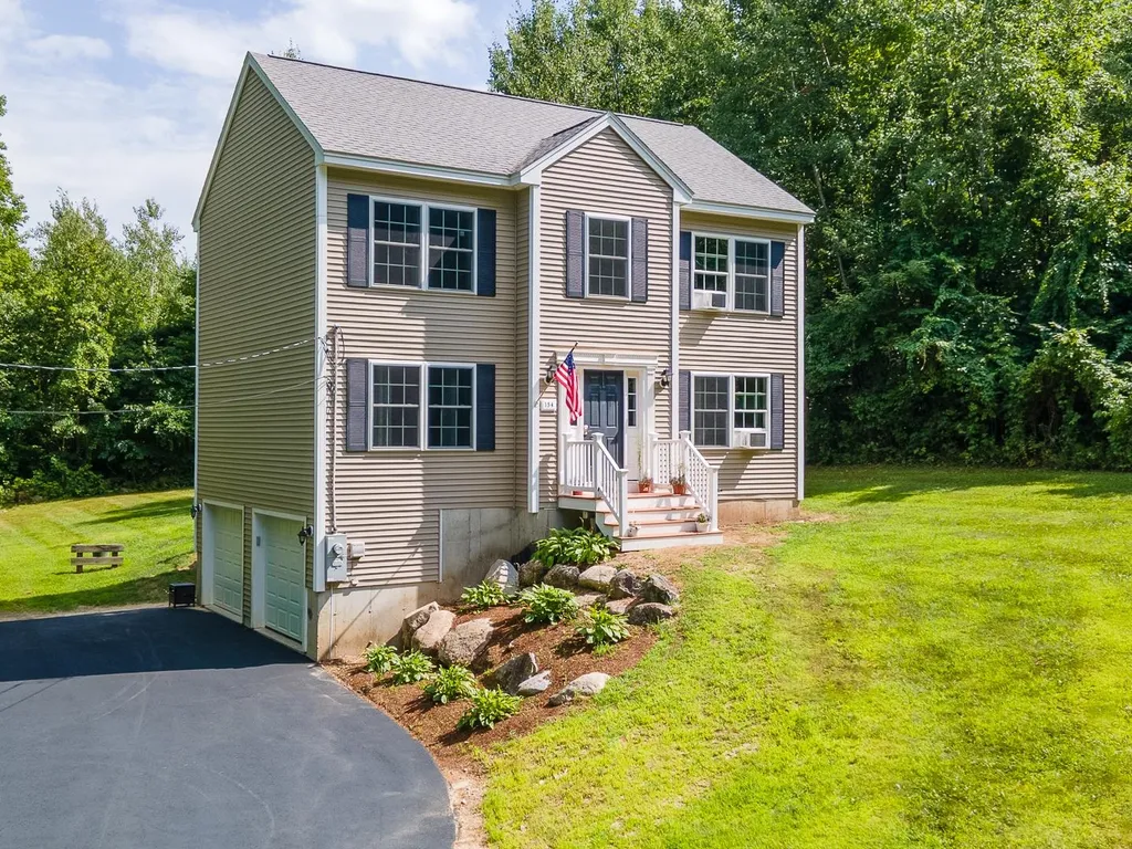 154 Waukewan Street Meredith NH 03253