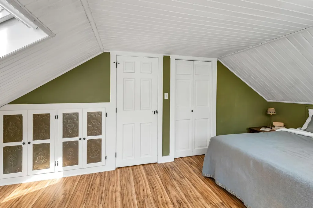 135 Old Bay Road New Durham NH 03855