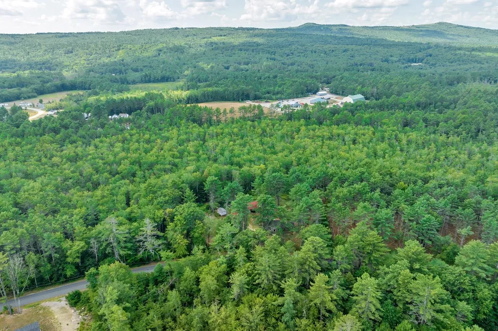135 Old Bay Road New Durham NH 03855