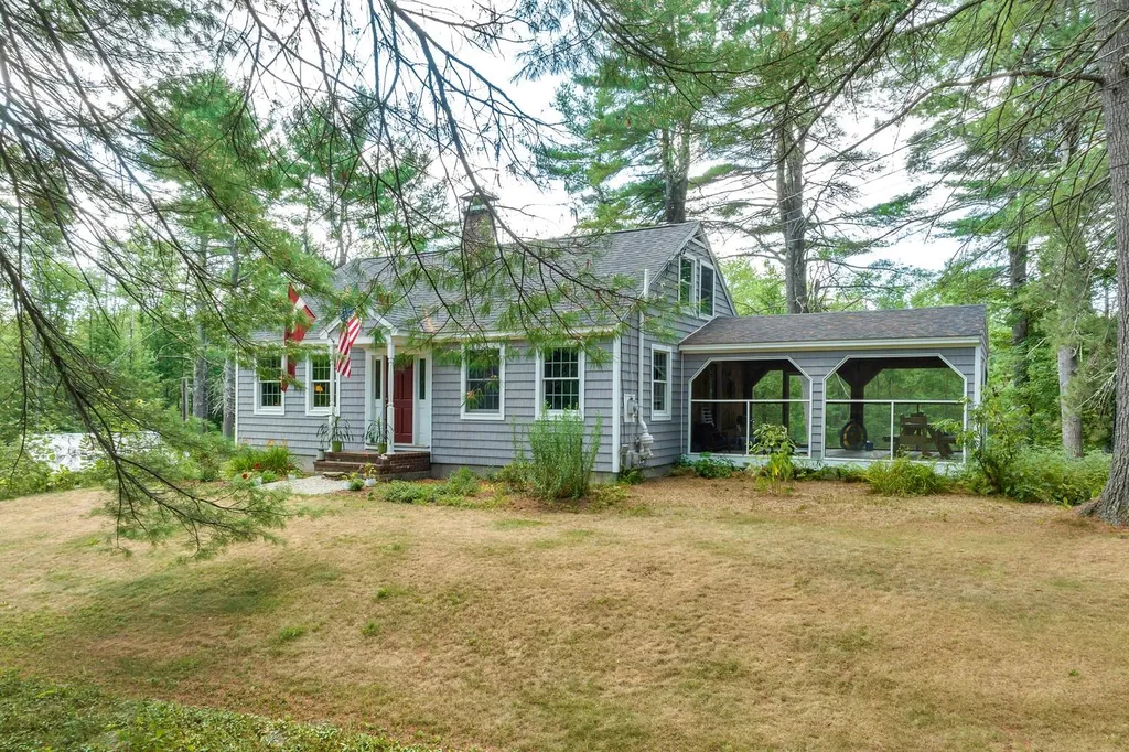 135 Old Bay Road New Durham NH 03855