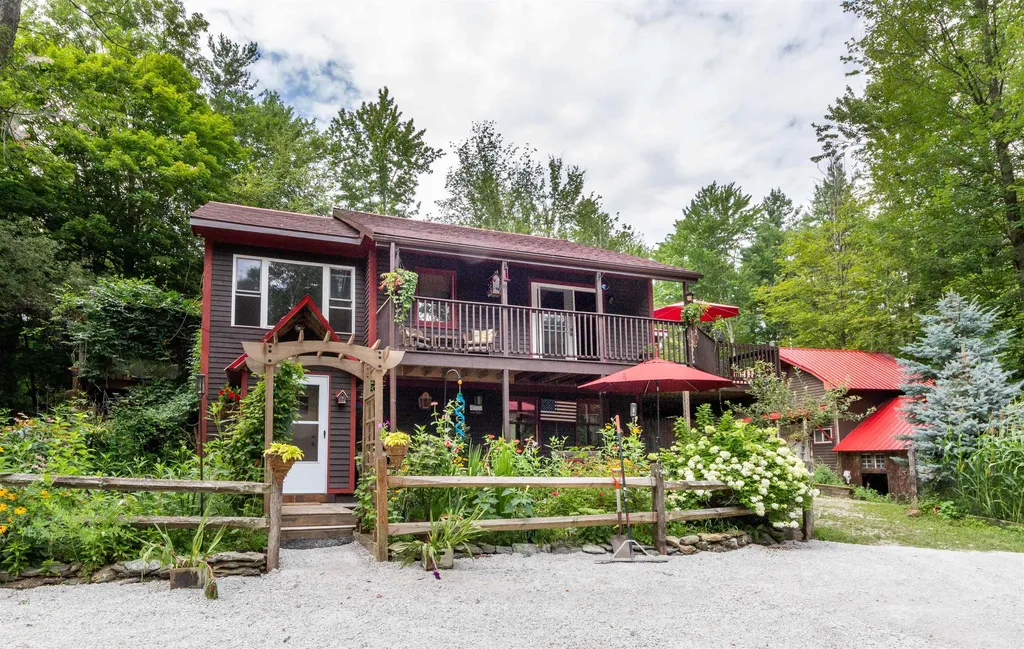 159 Sunset Lane East Hinesburg VT 05461