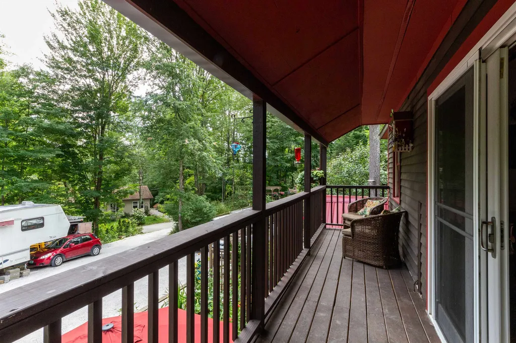 159 Sunset Lane East Hinesburg VT 05461