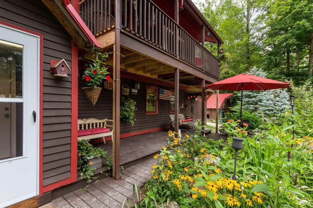 159 Sunset Lane East Hinesburg VT 05461