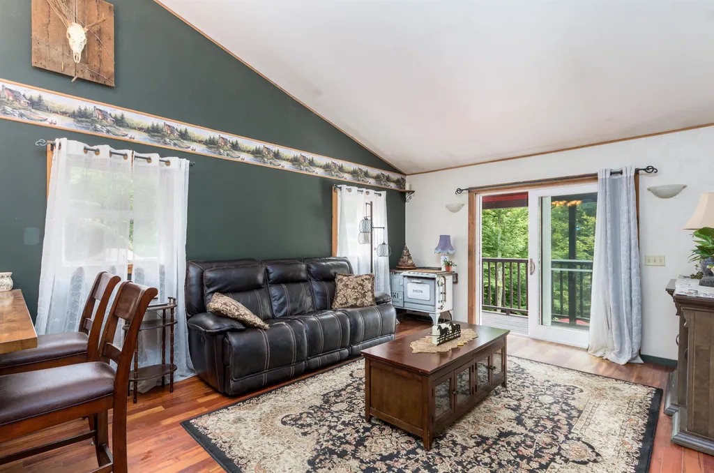 159 Sunset Lane East Hinesburg VT 05461