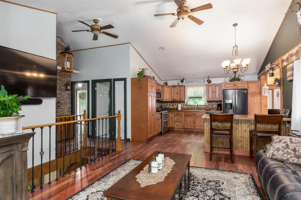 159 Sunset Lane East Hinesburg VT 05461