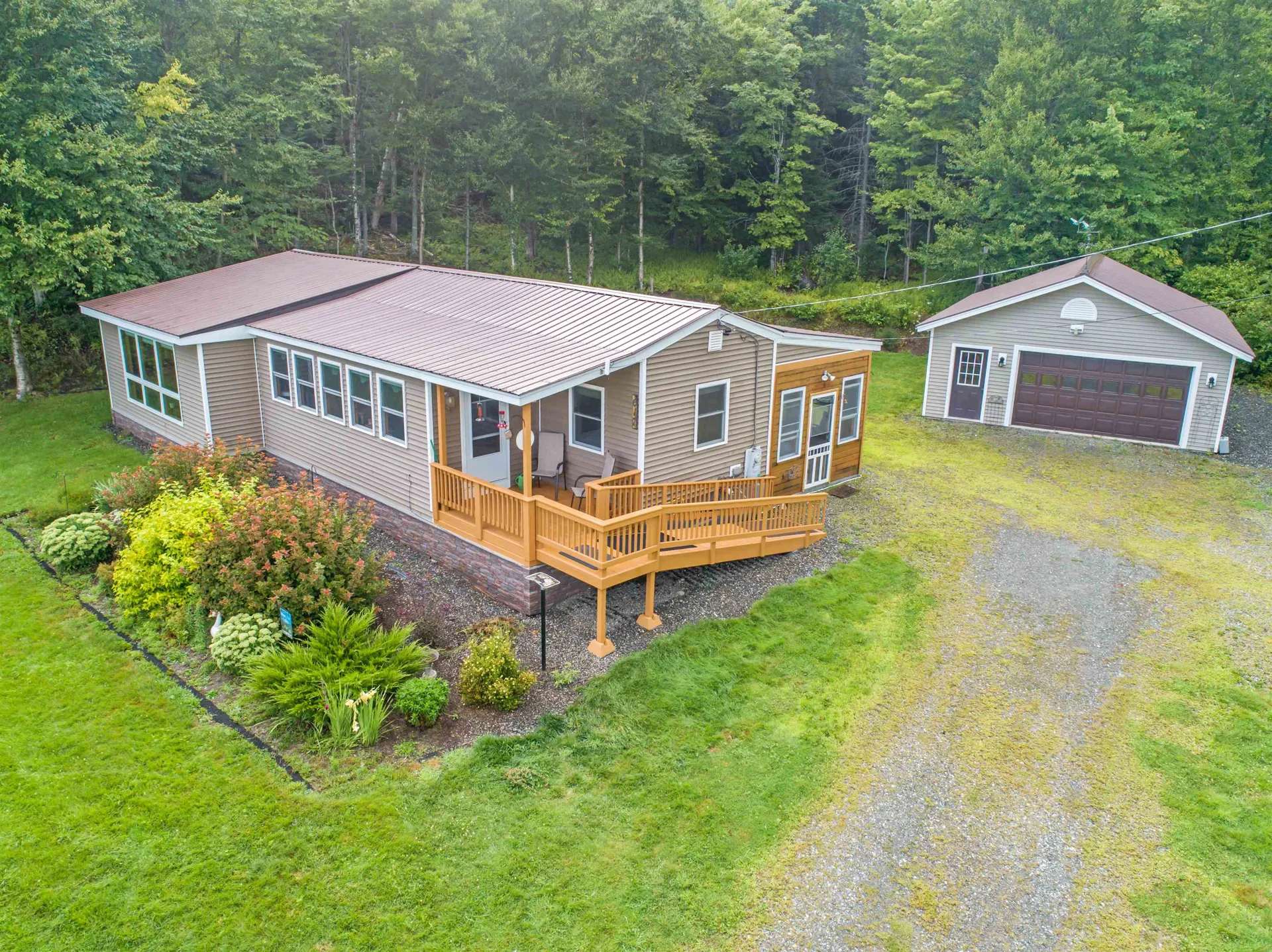 617 Back Lake Road Pittsburg NH 03592