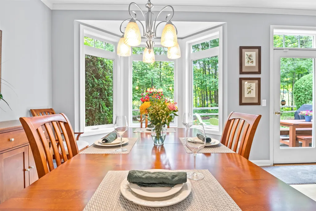 53 Chickadee Circle South Burlington VT 05403
