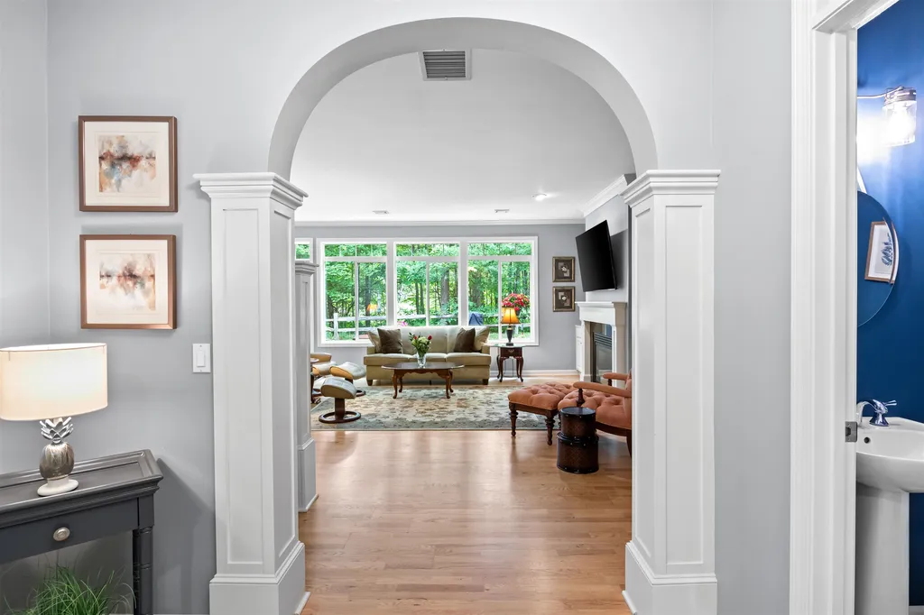 53 Chickadee Circle South Burlington VT 05403
