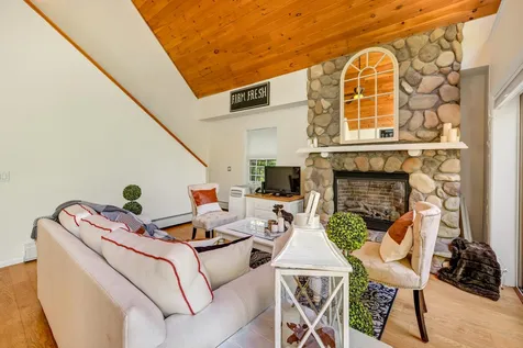 35 South Dorr Way Wakefield NH 03830